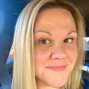 Meet your Posher, Kacey